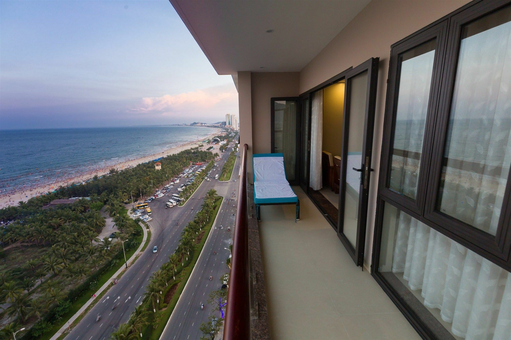 7 Seven Sea Hotel Da Nang Dış mekan fotoğraf